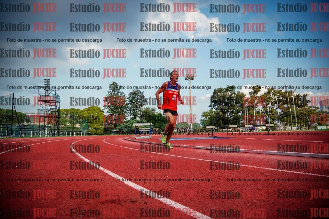 Fotos de los 3000 m llanos de varones