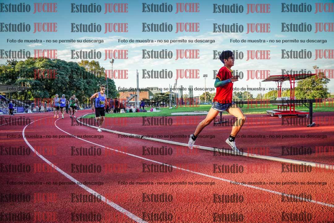 Fotos de los 1500 m llanos de varones