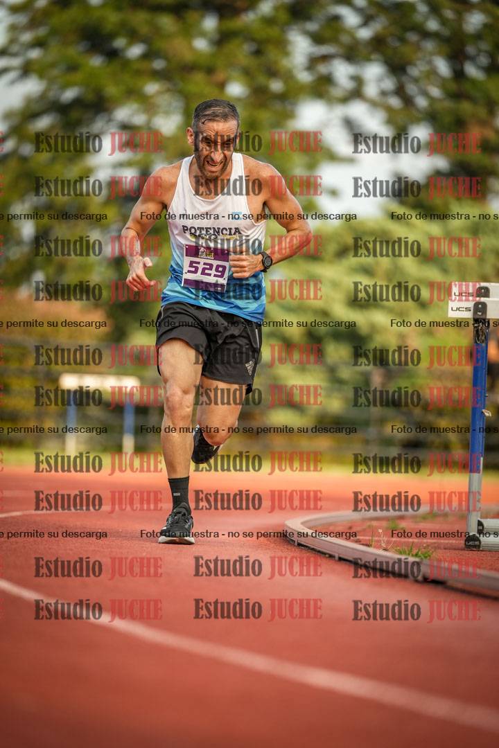 Fotos de los 3000 m llanos de varones