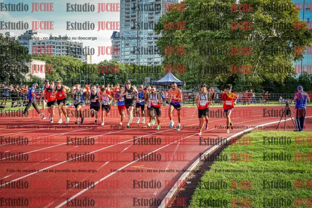 Fotos de los 1500 m llanos de varones