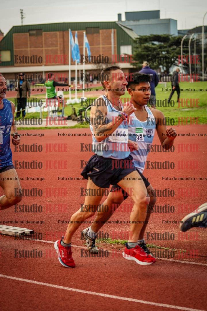 Fotos de los 3000 m llanos de varones