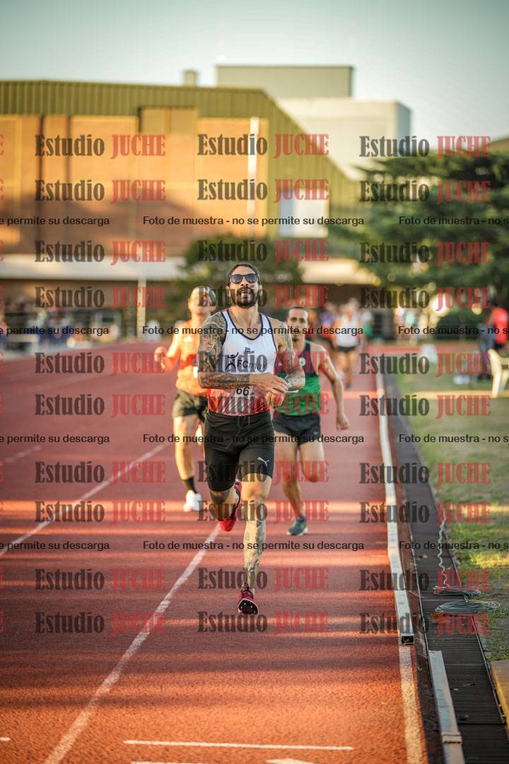 Fotos de los 3000 m llanos de varones
