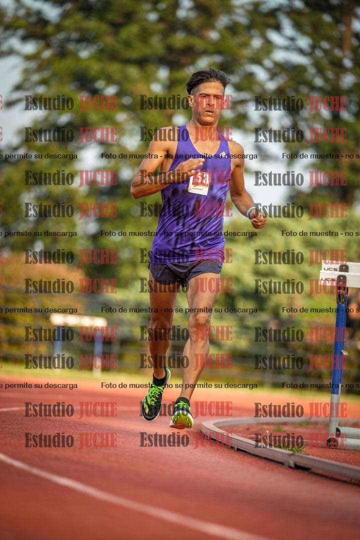 Fotos de los 3000 m llanos de varones