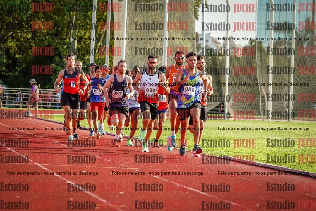 Fotos de los 1500 m llanos de varones