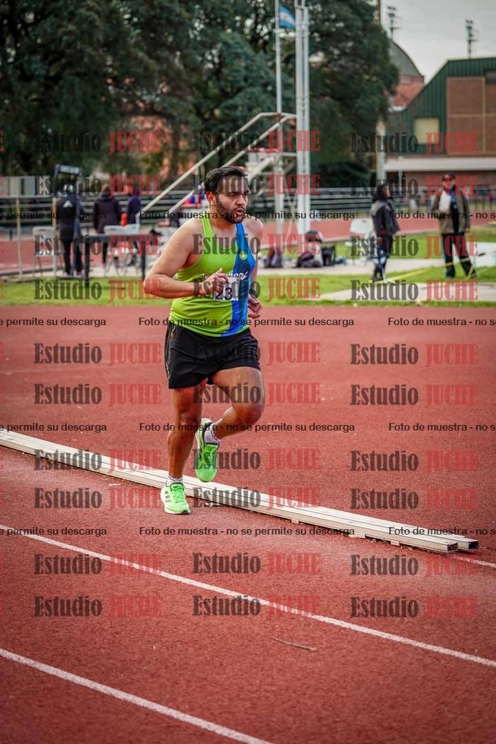 Fotos de los 3000 m llanos de varones