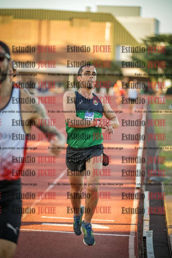 Fotos de los 3000 m llanos de varones