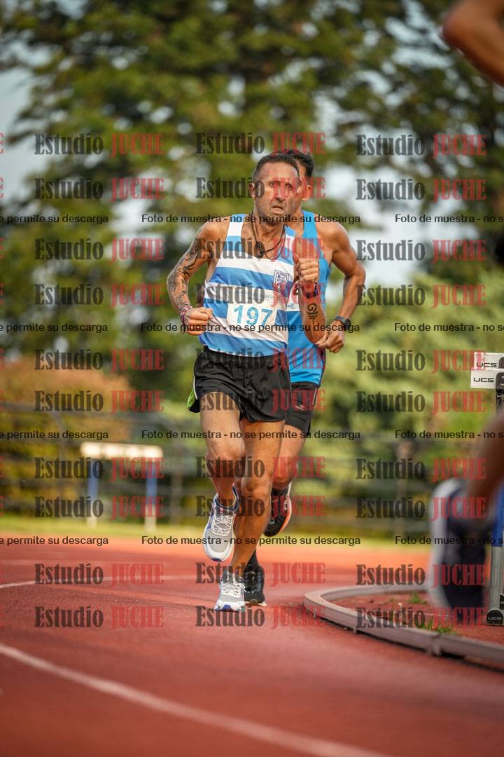 Fotos de los 3000 m llanos de varones