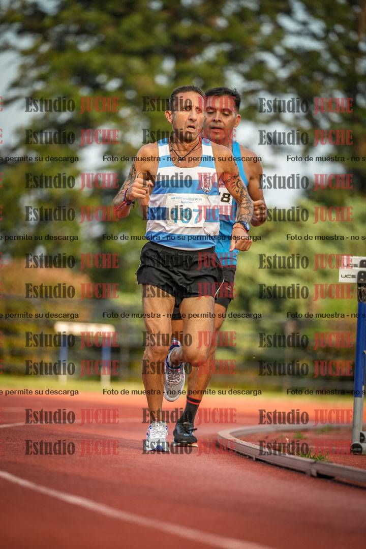 Fotos de los 3000 m llanos de varones