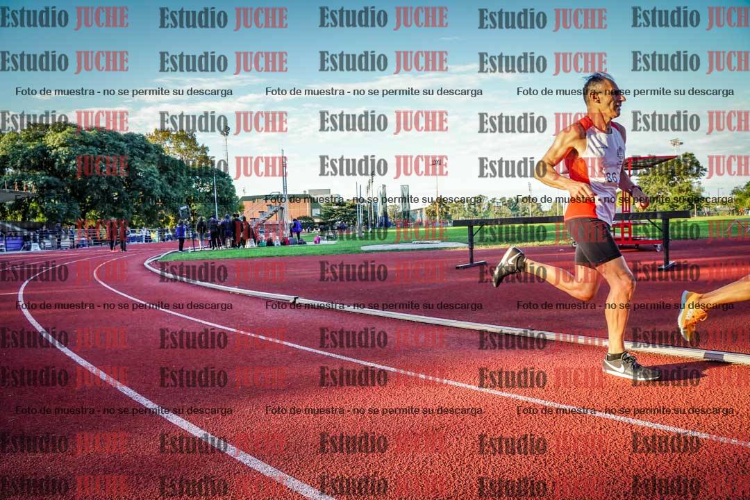 Fotos de los 1500 m llanos de varones