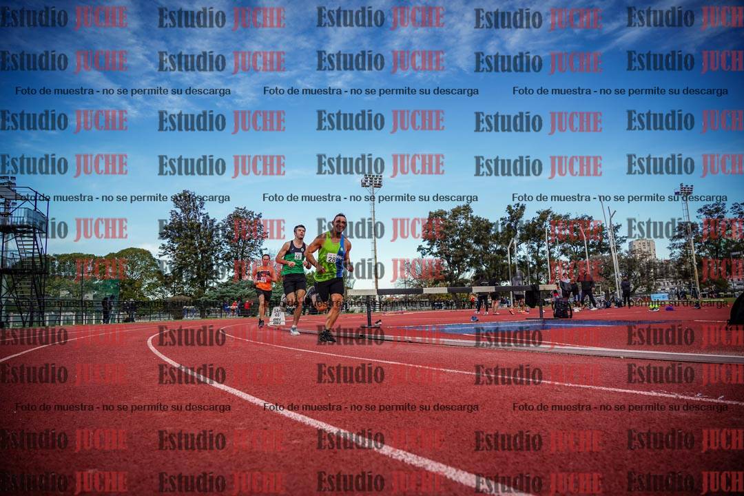 Fotos de los 3000 m llanos de varones