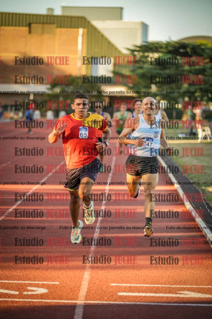 Fotos de los 3000 m llanos de varones