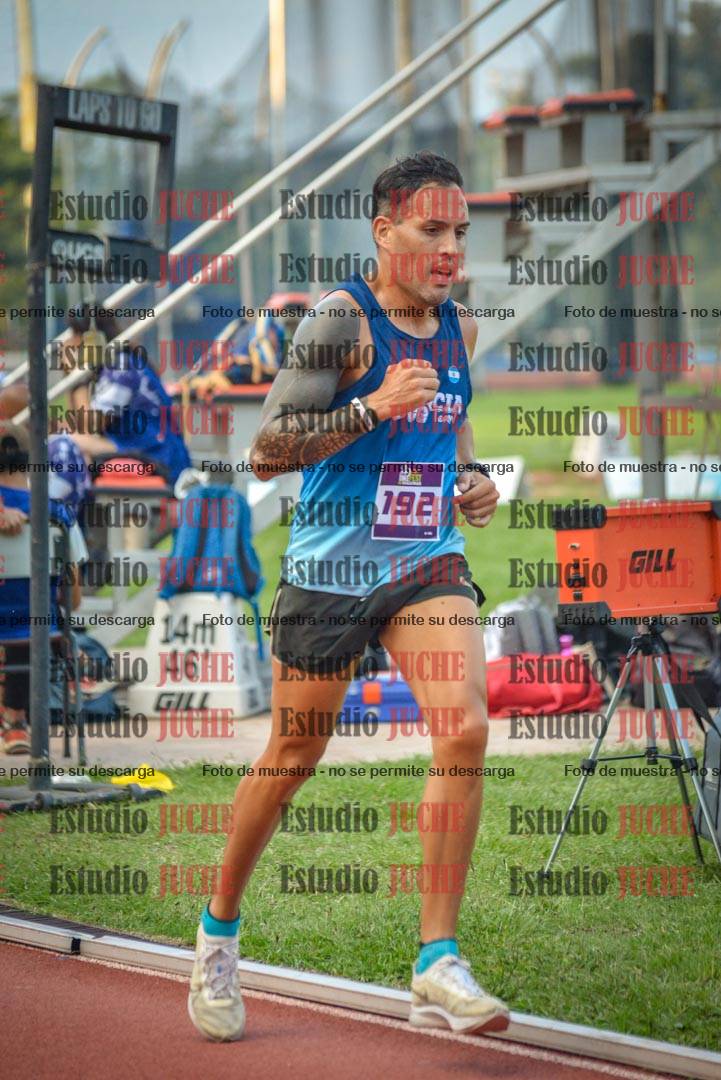 Fotos de los 3000 m llanos de varones