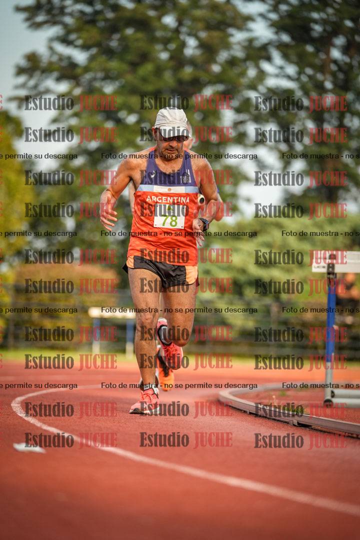 Fotos de los 3000 m llanos de varones