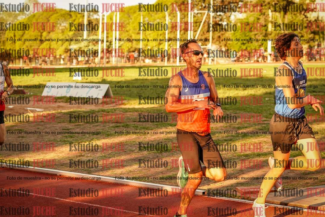 Fotos de los 3000 m llanos de varones