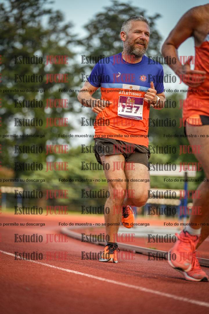 Fotos de los 3000 m llanos de varones