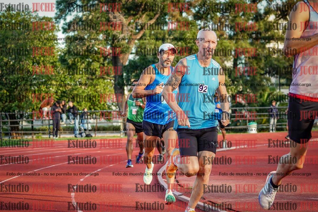 Fotos de los 1500 m llanos de varones