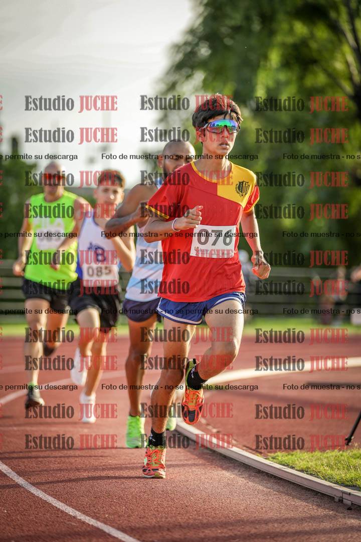 Fotos de los 1500 m llanos de varones
