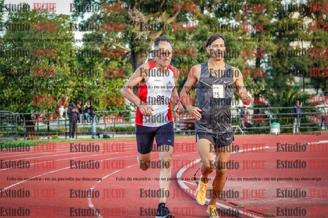 Fotos de los 1500 m llanos de varones