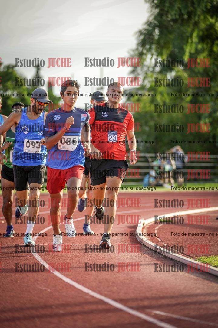 Fotos de los 1500 m llanos de varones