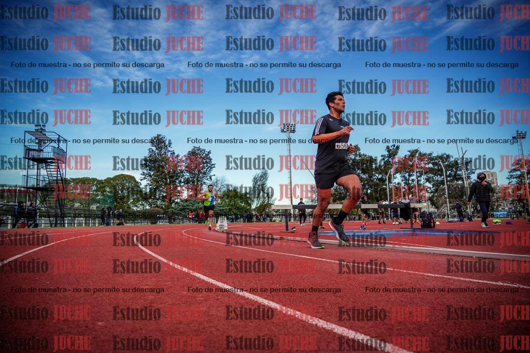 Fotos de los 3000 m llanos de varones