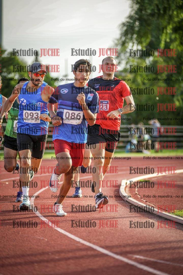Fotos de los 1500 m llanos de varones