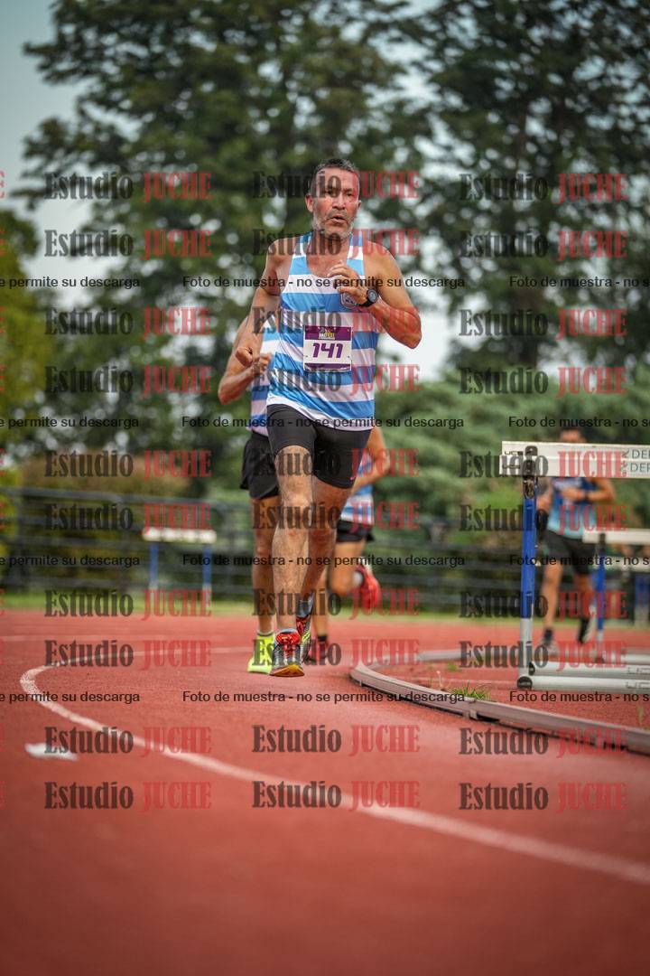 Fotos de los 3000 m llanos de varones