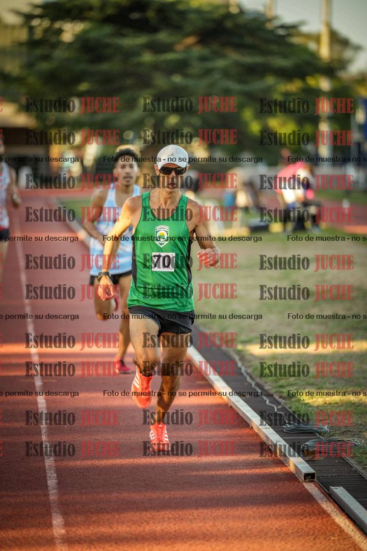 Fotos de los 3000 m llanos de varones