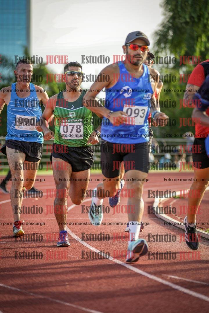 Fotos de los 1500 m llanos de varones