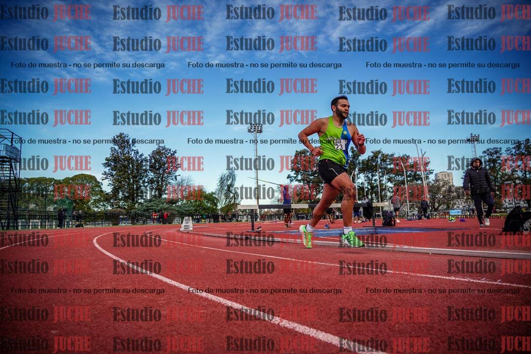Fotos de los 3000 m llanos de varones