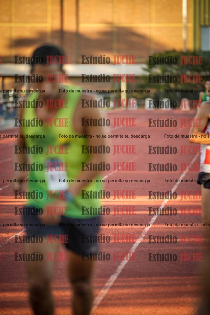 Fotos de los 3000 m llanos de varones