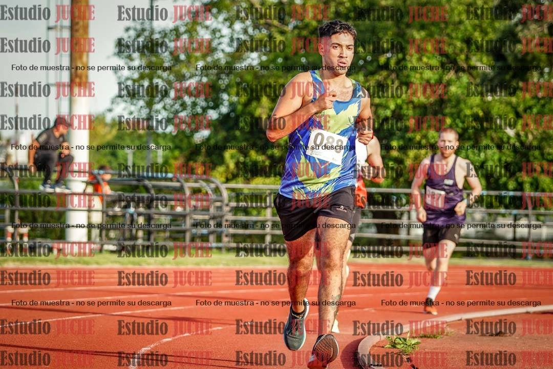 Fotos de los 1500 m llanos de varones