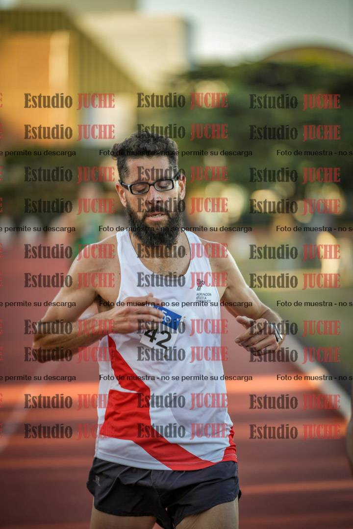 Fotos de los 3000 m llanos de varones