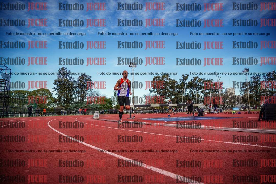Fotos de los 3000 m llanos de varones