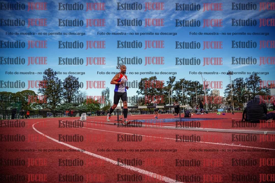 Fotos de los 3000 m llanos de varones