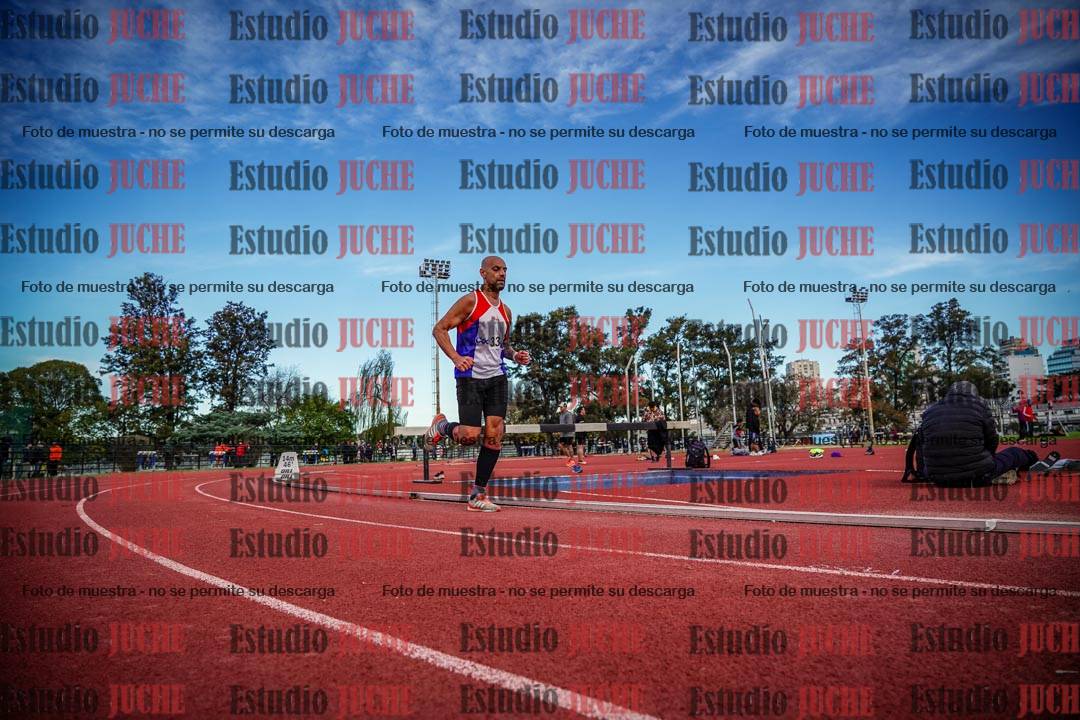 Fotos de los 3000 m llanos de varones