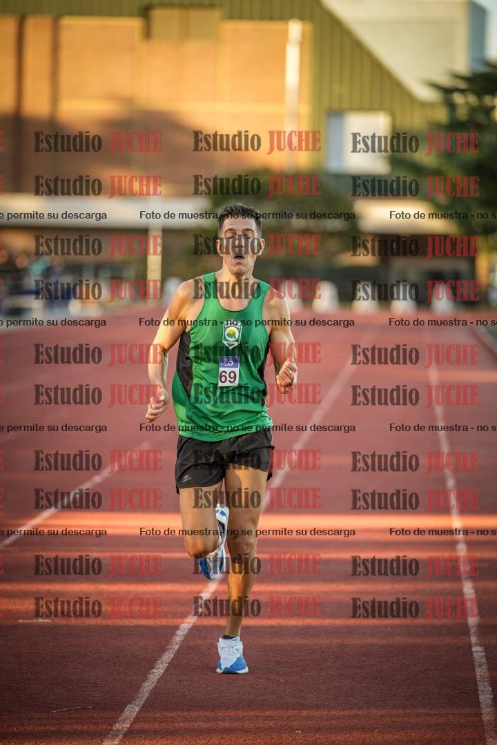 Fotos de los 3000 m llanos de varones