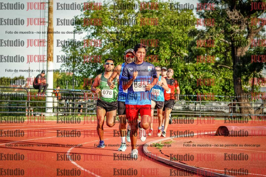 Fotos de los 1500 m llanos de varones