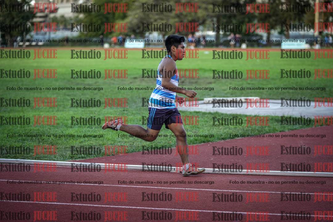 Fotos de los 1500 m llanos de varones