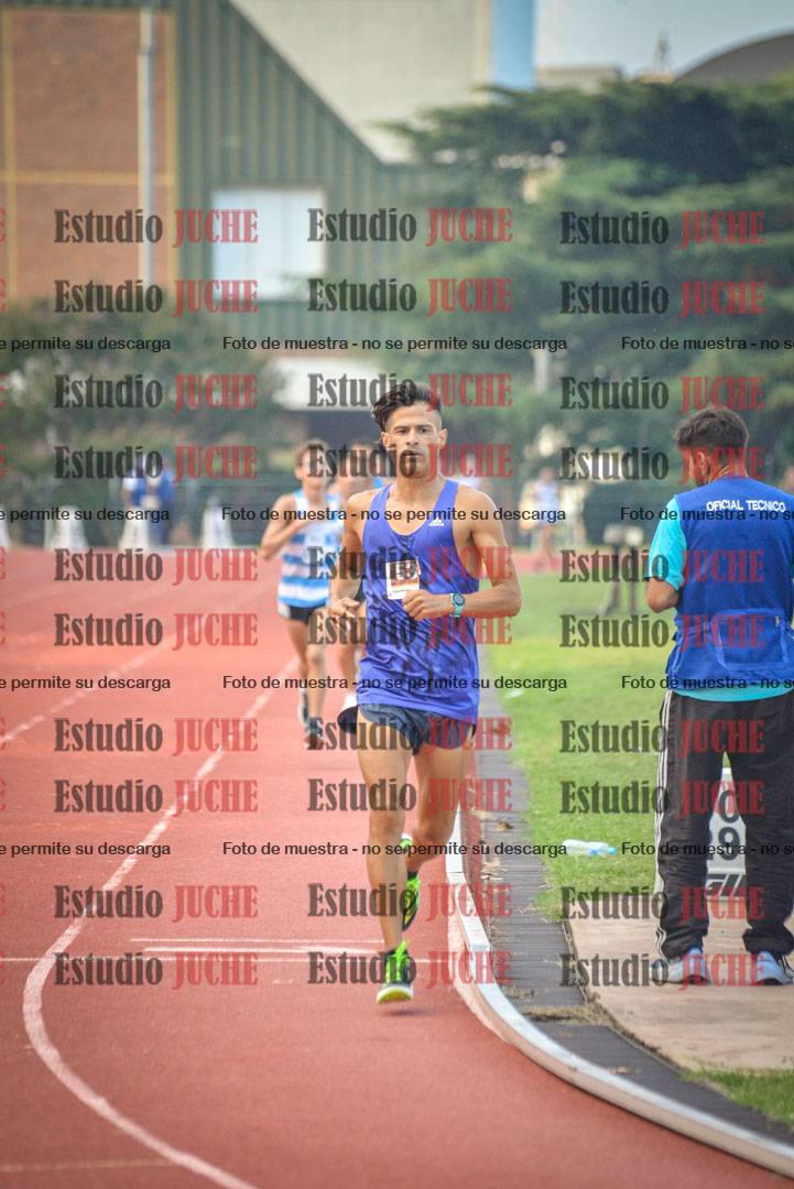Fotos de los 3000 m llanos de varones