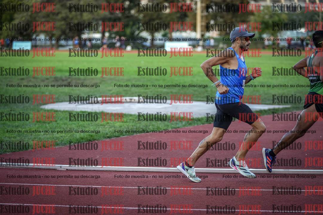 Fotos de los 1500 m llanos de varones