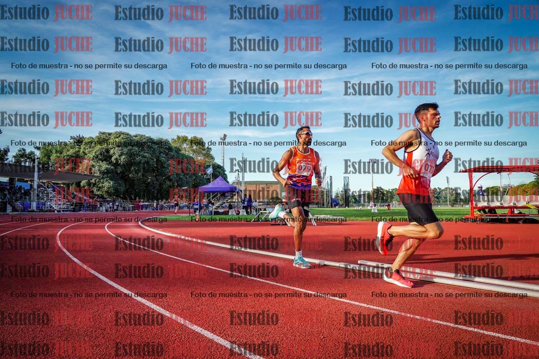Fotos de los 1500 m llanos de varones