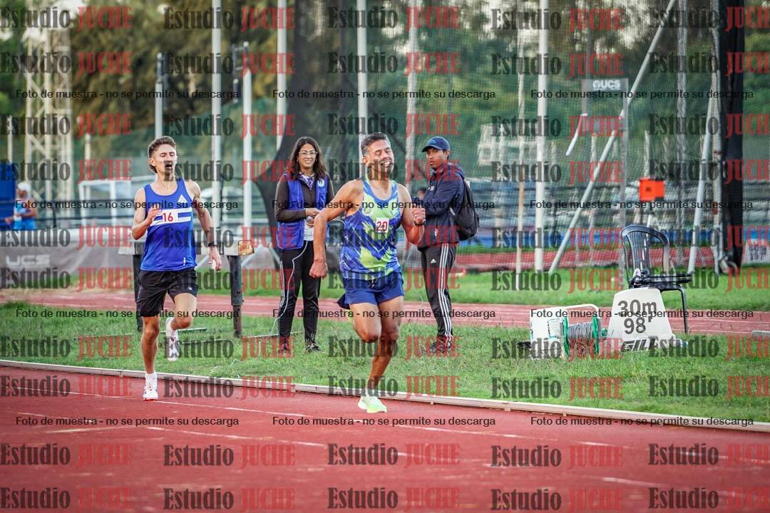 Fotos de los 1500 m llanos de varones