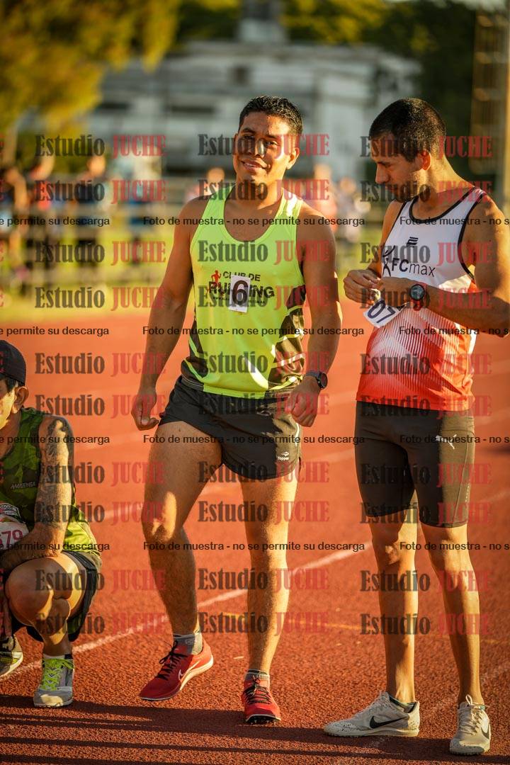 Fotos de los 3000 m llanos de varones