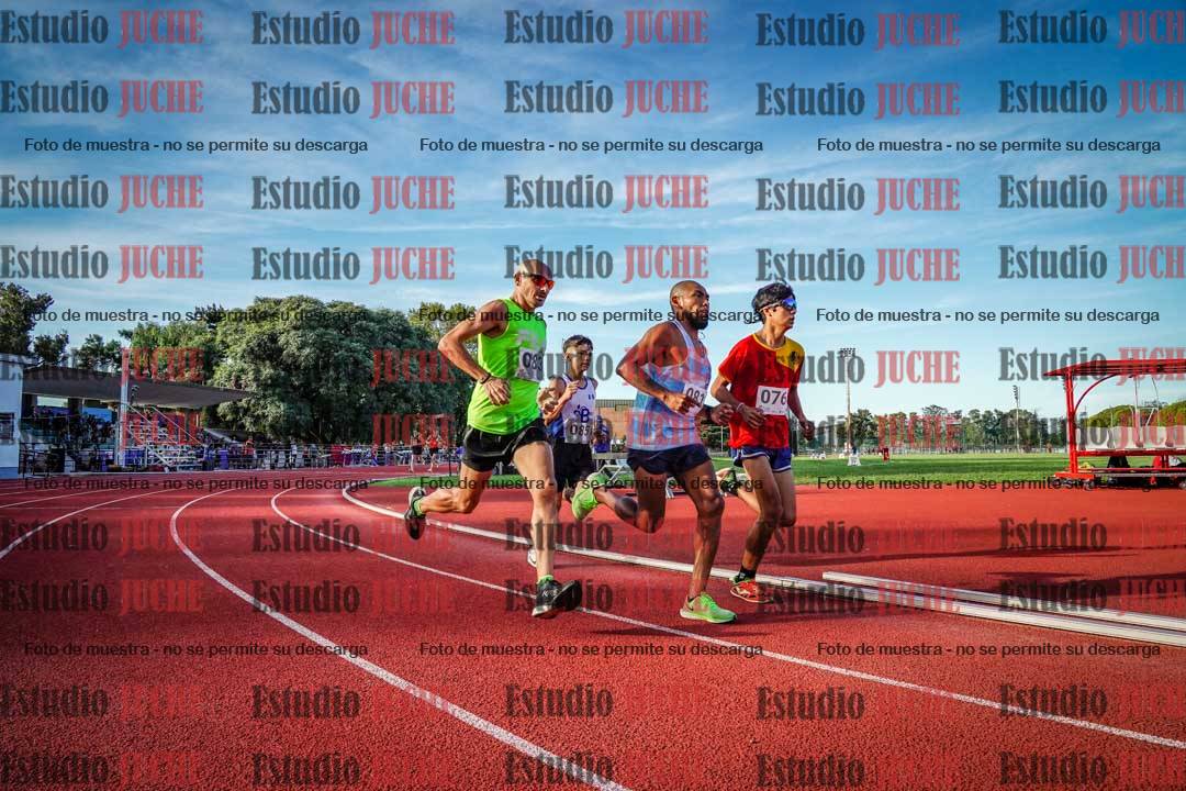 Fotos de los 1500 m llanos de varones