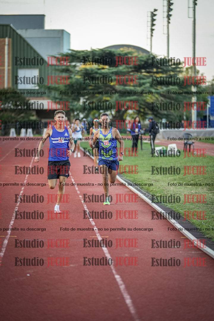 Fotos de los 1500 m llanos de varones