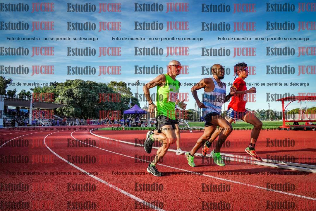 Fotos de los 1500 m llanos de varones