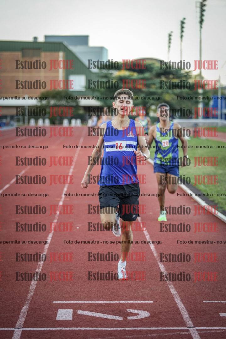 Fotos de los 1500 m llanos de varones