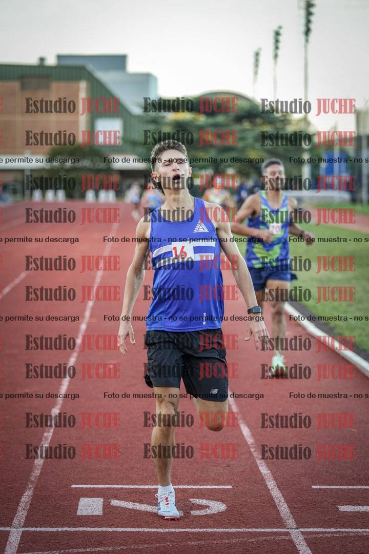 Fotos de los 1500 m llanos de varones