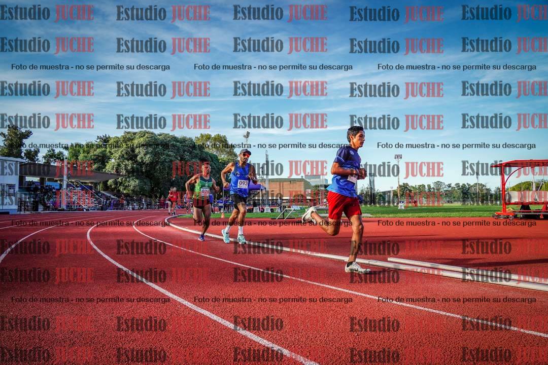 Fotos de los 1500 m llanos de varones