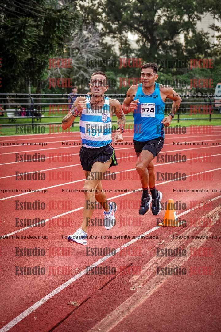 Fotos de los 3000 m llanos de varones